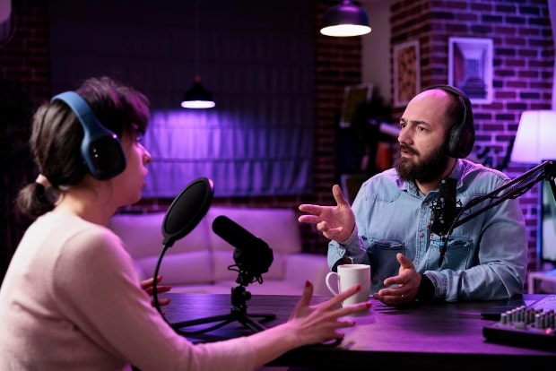 The Podcasting Boom: Growth, Monetization, and Audience Engagement